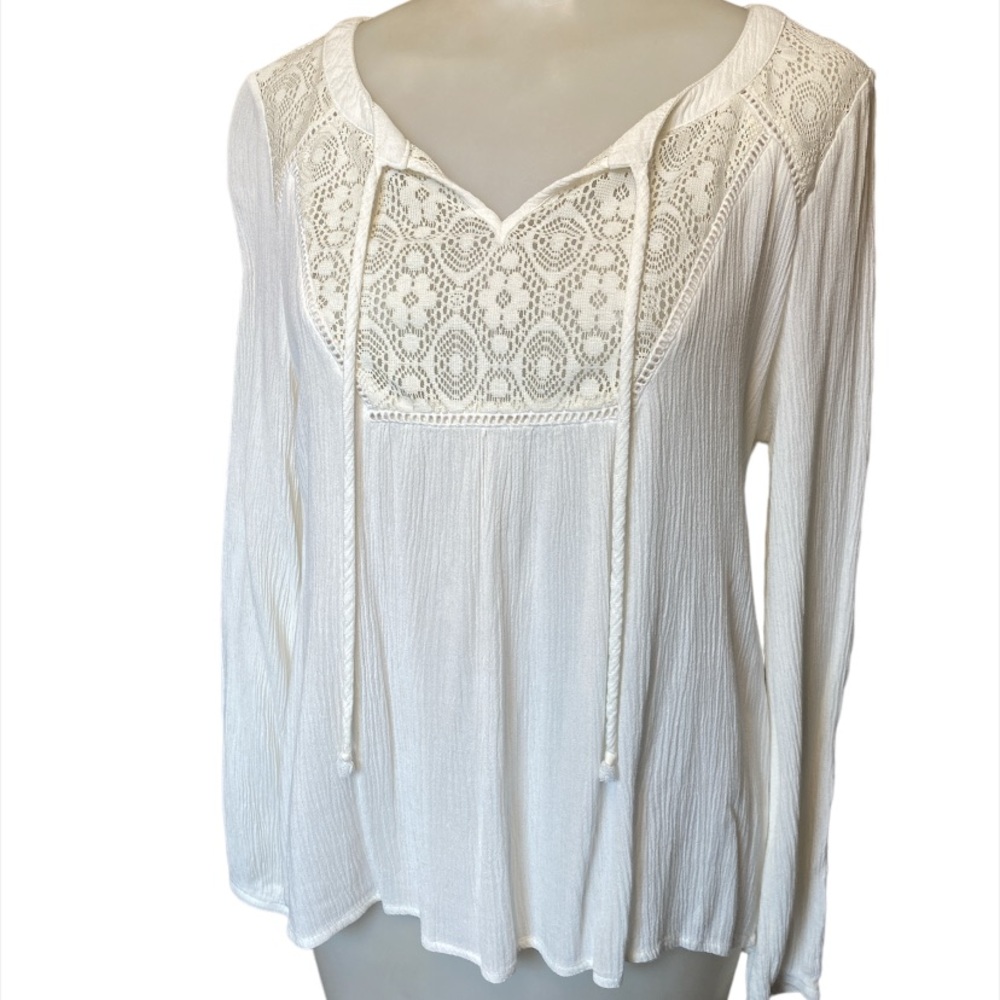 Socialite White/Ivory Flowy Blouse with Lace Size Medium Neutral Cottagecore